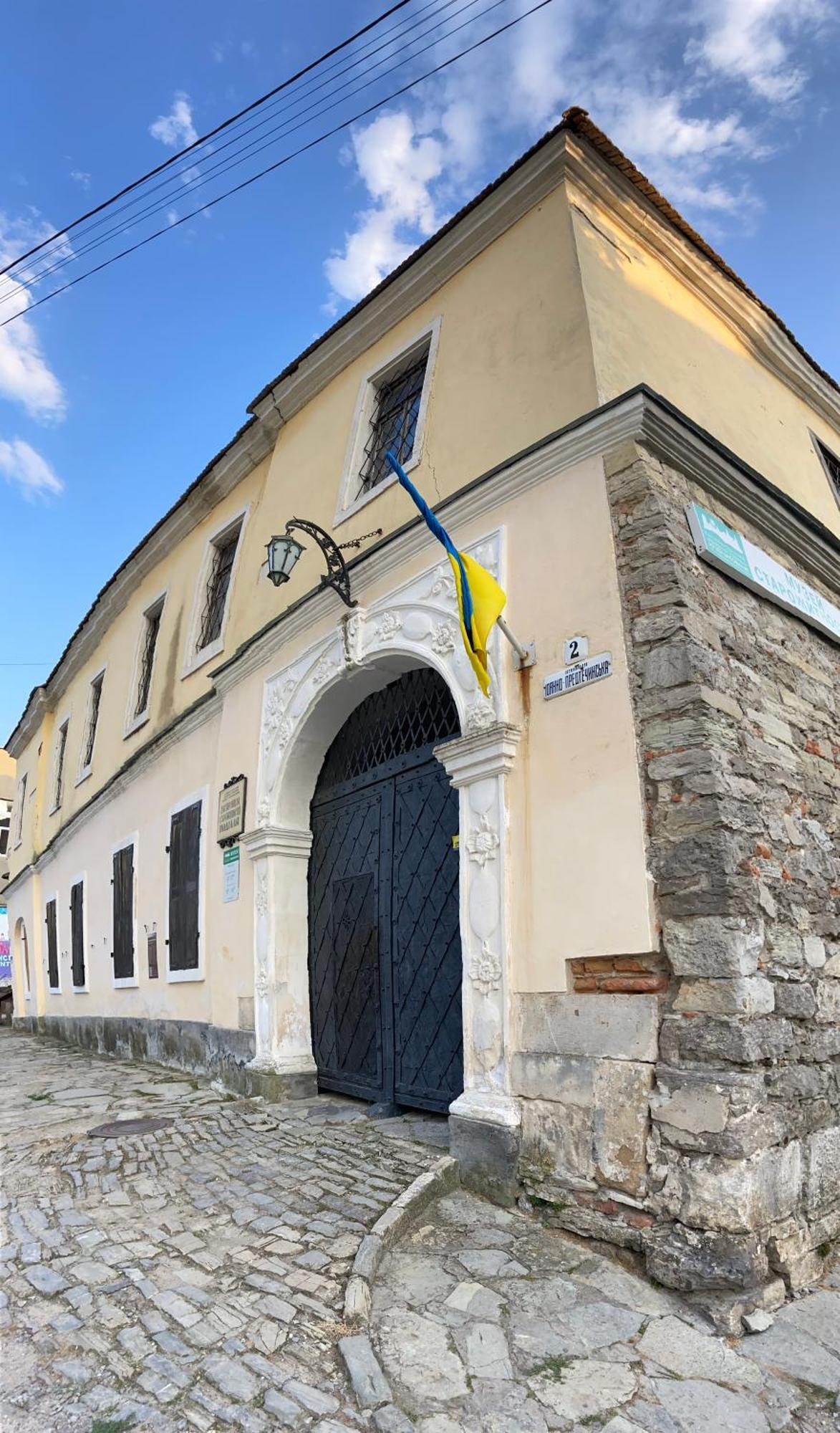 Квартира у Старому місті Каменец-Подольский Экстерьер фото